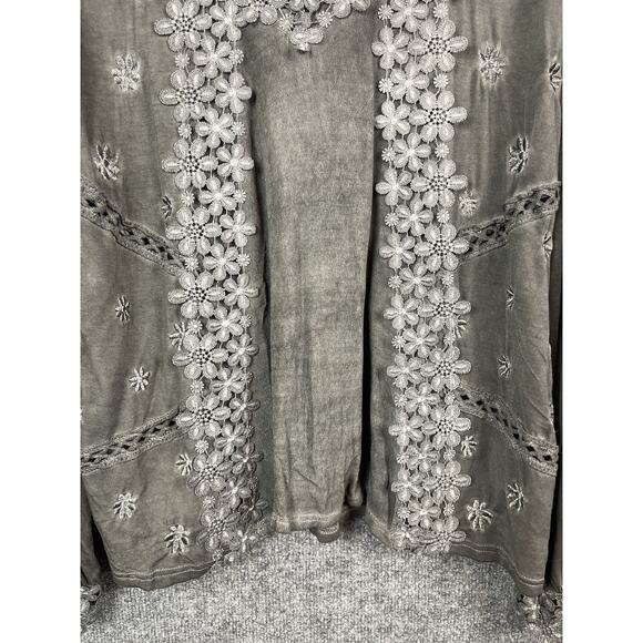 POL Embroidered Lace Trim Blouse Oversize Long-Sleeve lace Cuffs Charol Gray L - Picture 3 of 13